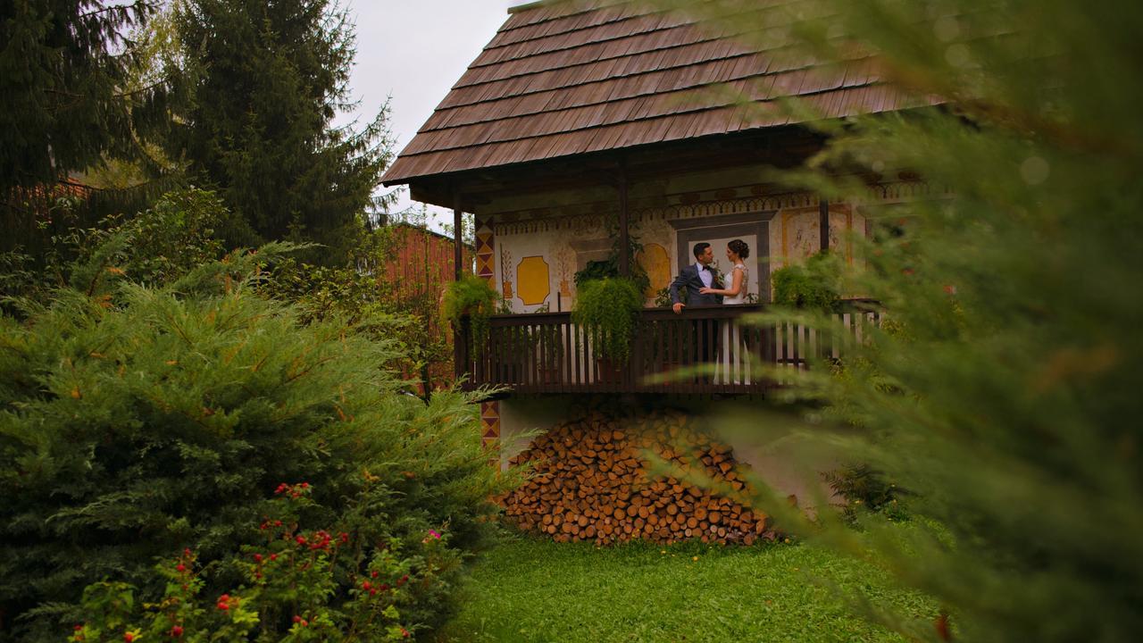 Kendov Dvorec Spodnja Idrija Exterior photo